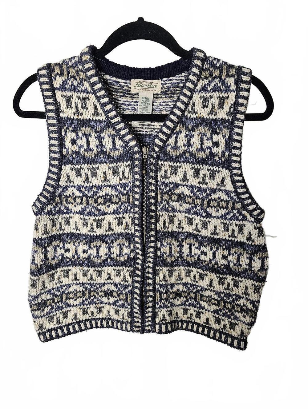 St. John's Bay Petite Medium Knit Vest Blue and Cream Patterned